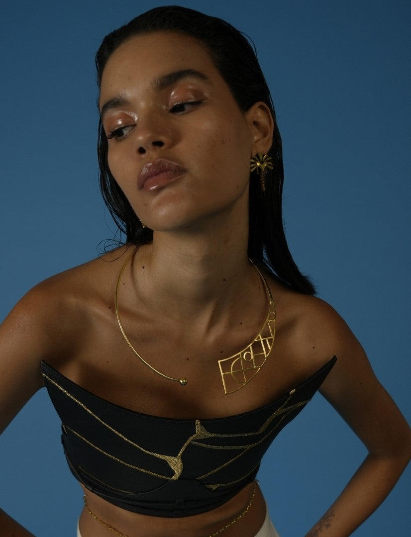 Edith Neckpiece in Gold