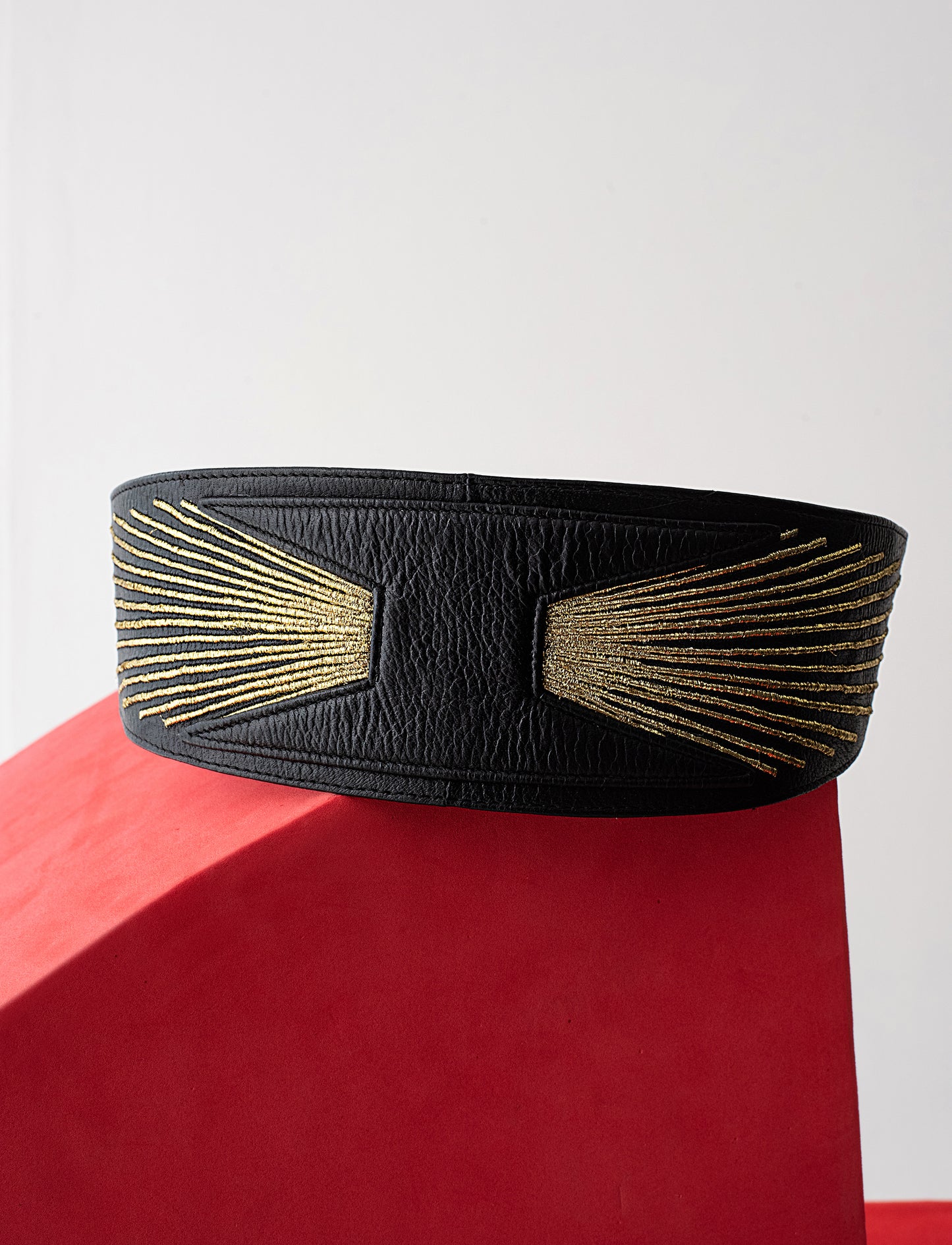 Urumi Waist Belt in Black